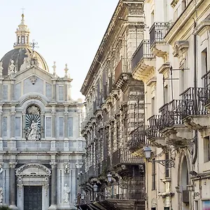 Hotel Duomo &, Aeroporto di Catania Fontana Rossa